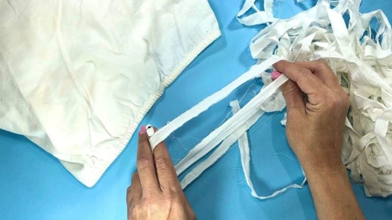 Non buttare i vecchi lenzuoli: scopri come riutilizzarli in modo utile