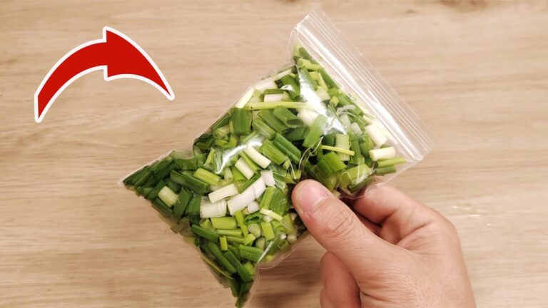 Scopri 1 trucco infallibile per conservare la cipollina fresca fino a un anno!