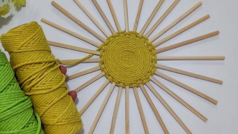 5 idee creative per appendere decorazioni con corda e bastoncini di legno!